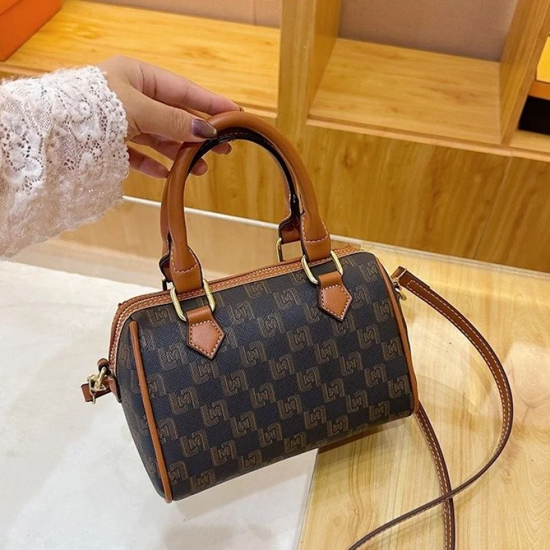 

Fashion Forward Ladies Crossbody Bag Made Of High Quality Leather By Famous Designer Luxury Brand Classic
