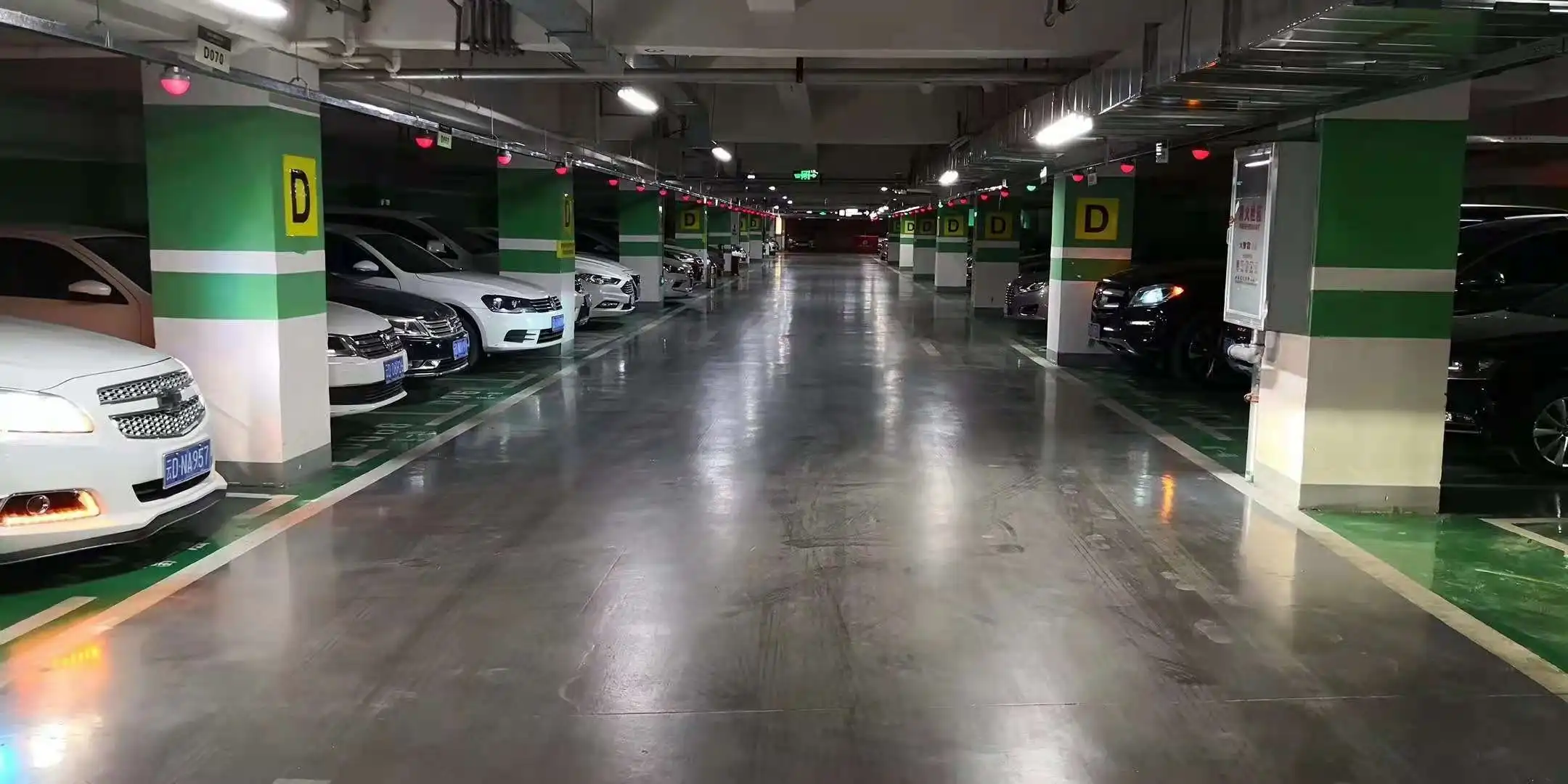 Intelligent parking guidance system Parking lot sensor model RS485 Connect to parking lot system