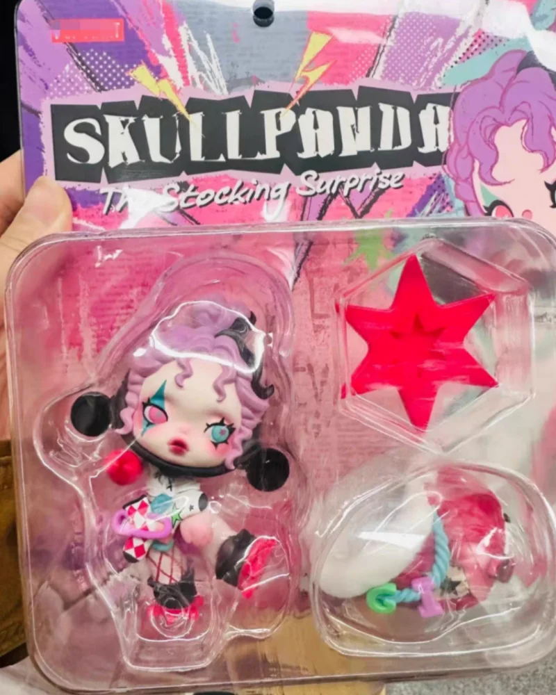 

New Genuine Christmas Limited Edition Skullpanda The Stocking Figure Series Kawaii Collection Desk Decoration Surprise Gift Toy