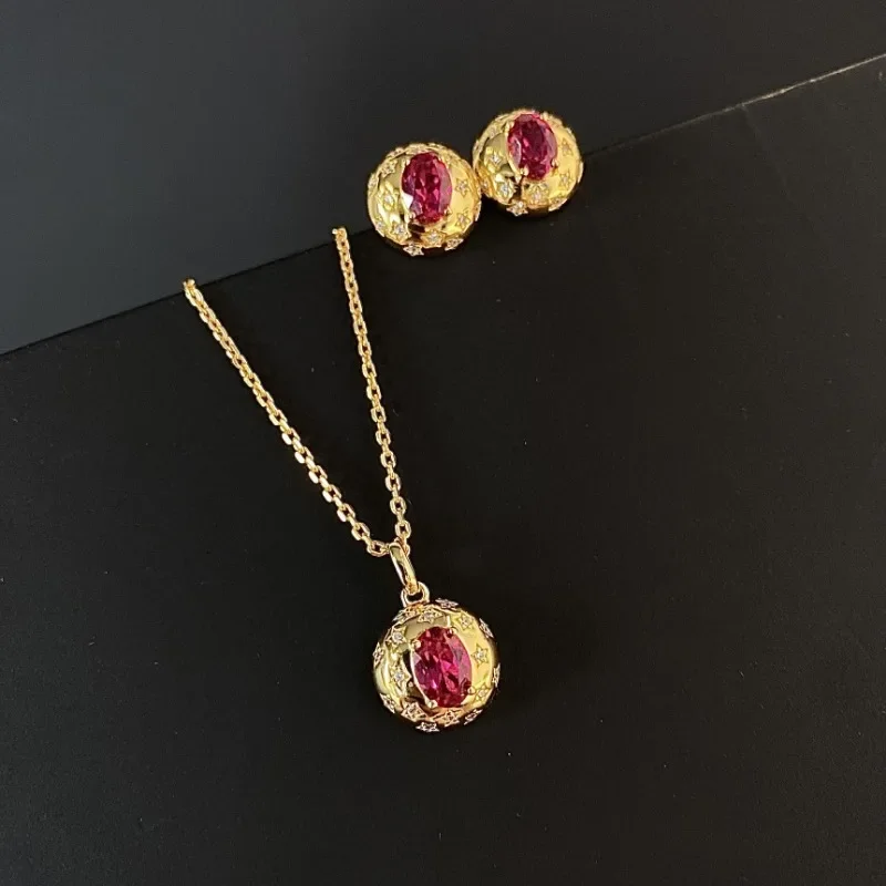 Vintage Red Glossy Exquisite Star Earrings for Women Gem Series Ruby Light Luxury Earings Stud Banquet Jewelry