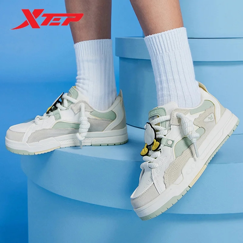 Xtep Skateboarding Shoes Women 2023 New Style Leather Sneakers Comfortable Wear-Resistant Non-Slip Sport Shoes 977418310131