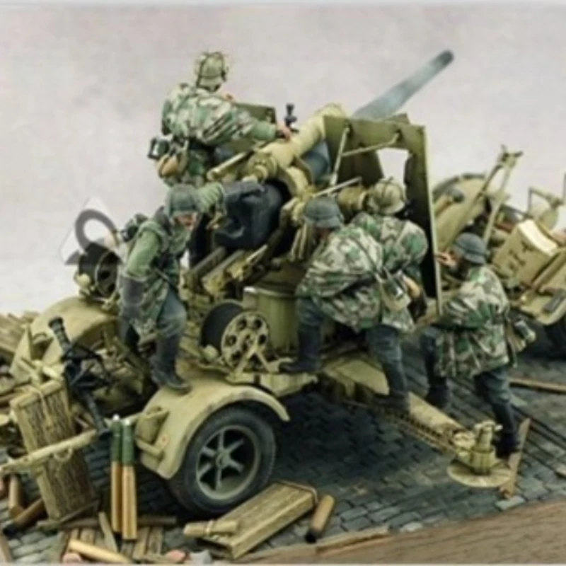 

Высококачественный комплект модели из литой под давлением смолы 1:35, для 5 солдат без покраски (за исключением транспортных средств)