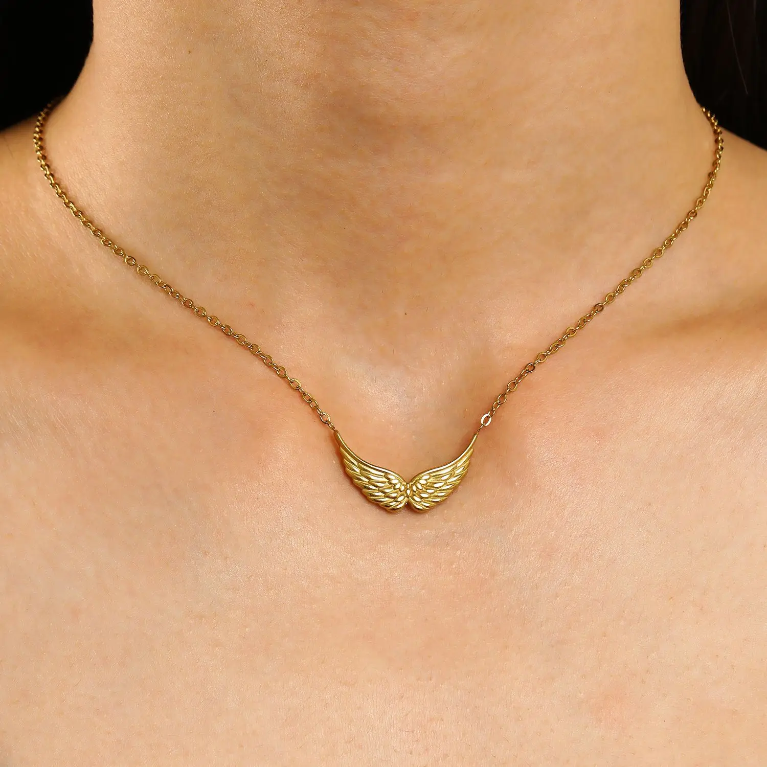 Stainless Steel Personalized Angel Wings Pendant Necklace for Women High-grade Non-fading Waterproof Trendy Jewelry Accessories