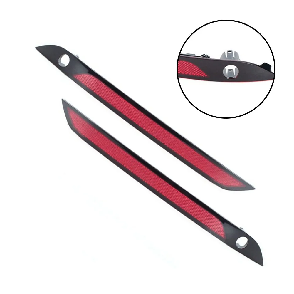 Car Rear Bumper Reflector For VOLVO For S60 For V60 2019-2021 31656586 31656587 Replacement Rear Bumper Signal Lamp Assembly