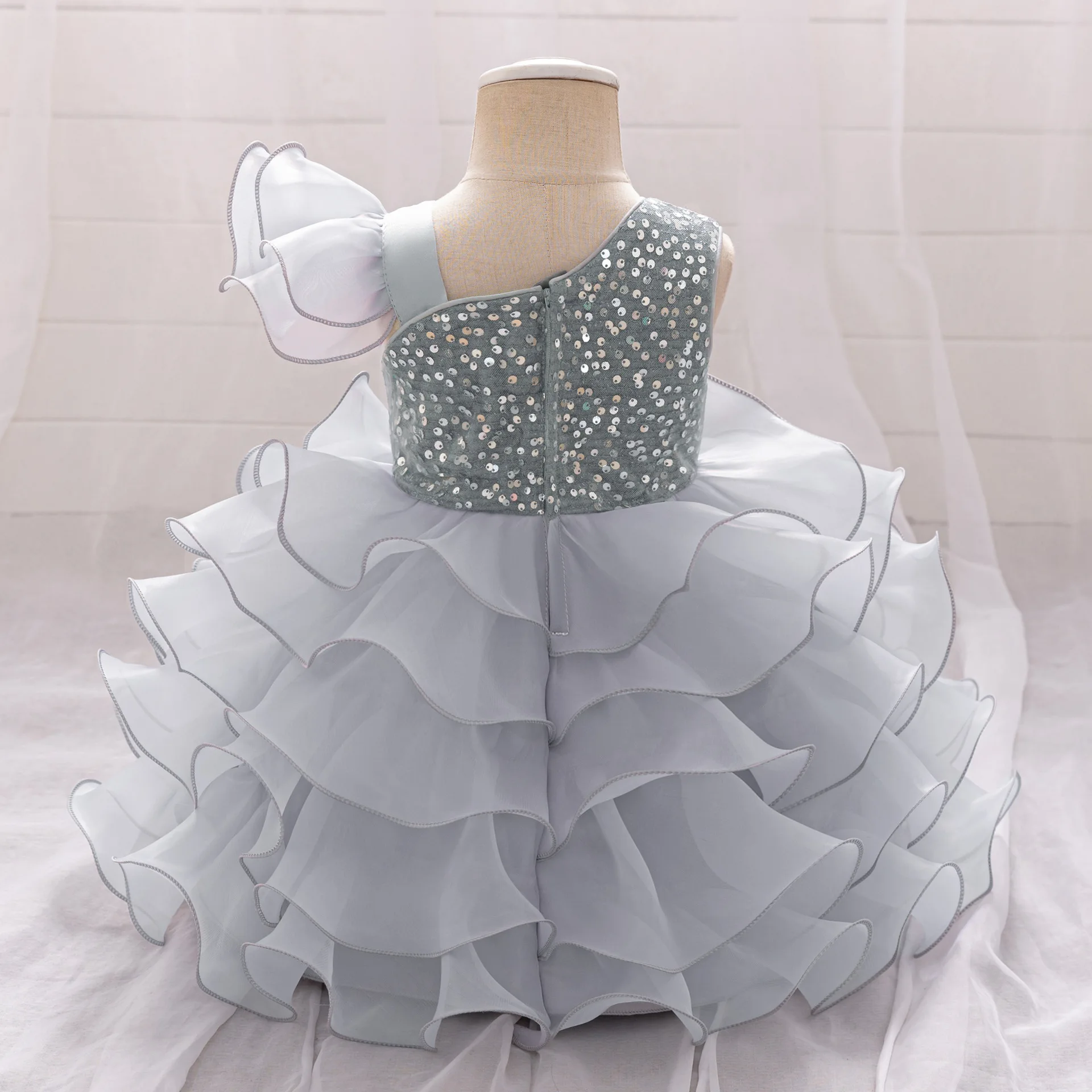 Flower Child Dress New cake Pommel Dress Wedding Dress Sequin Bow Princess dress Dinner show dress