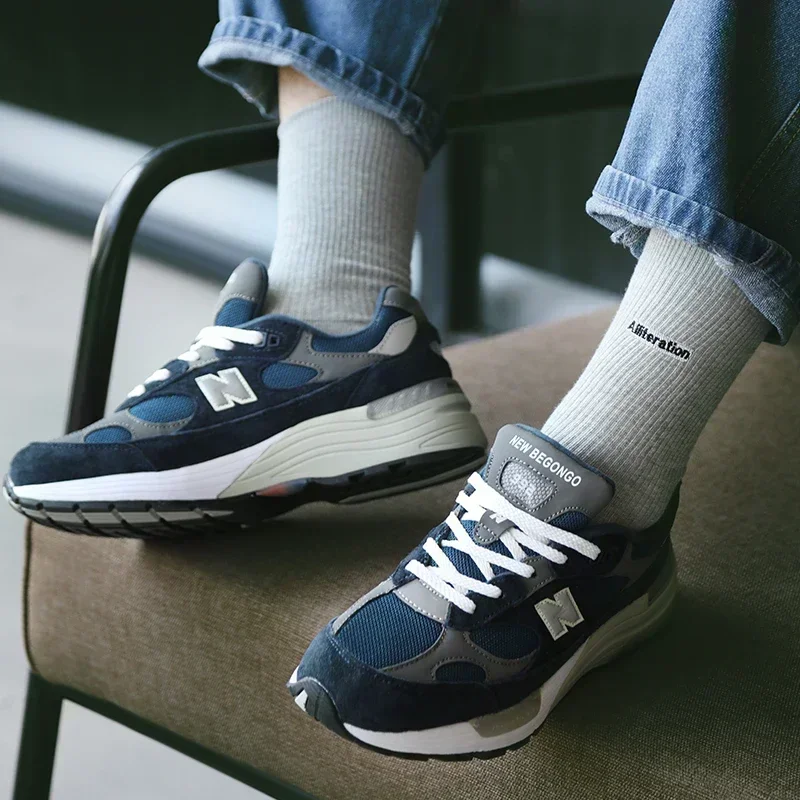 

2025's Versatile Joggers and Stylishly Comfortable Dad Shoes