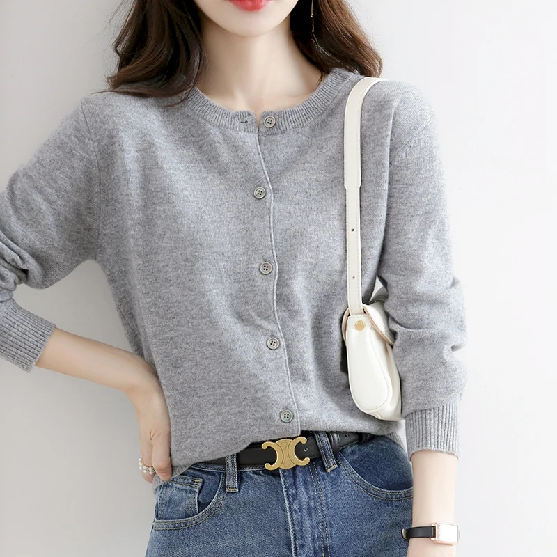 24 Spring and Autumn New Round Neck Knitted Cardigan Women\'s Thin Sweater Loose and Versatile Western style Woolen sweater Top C