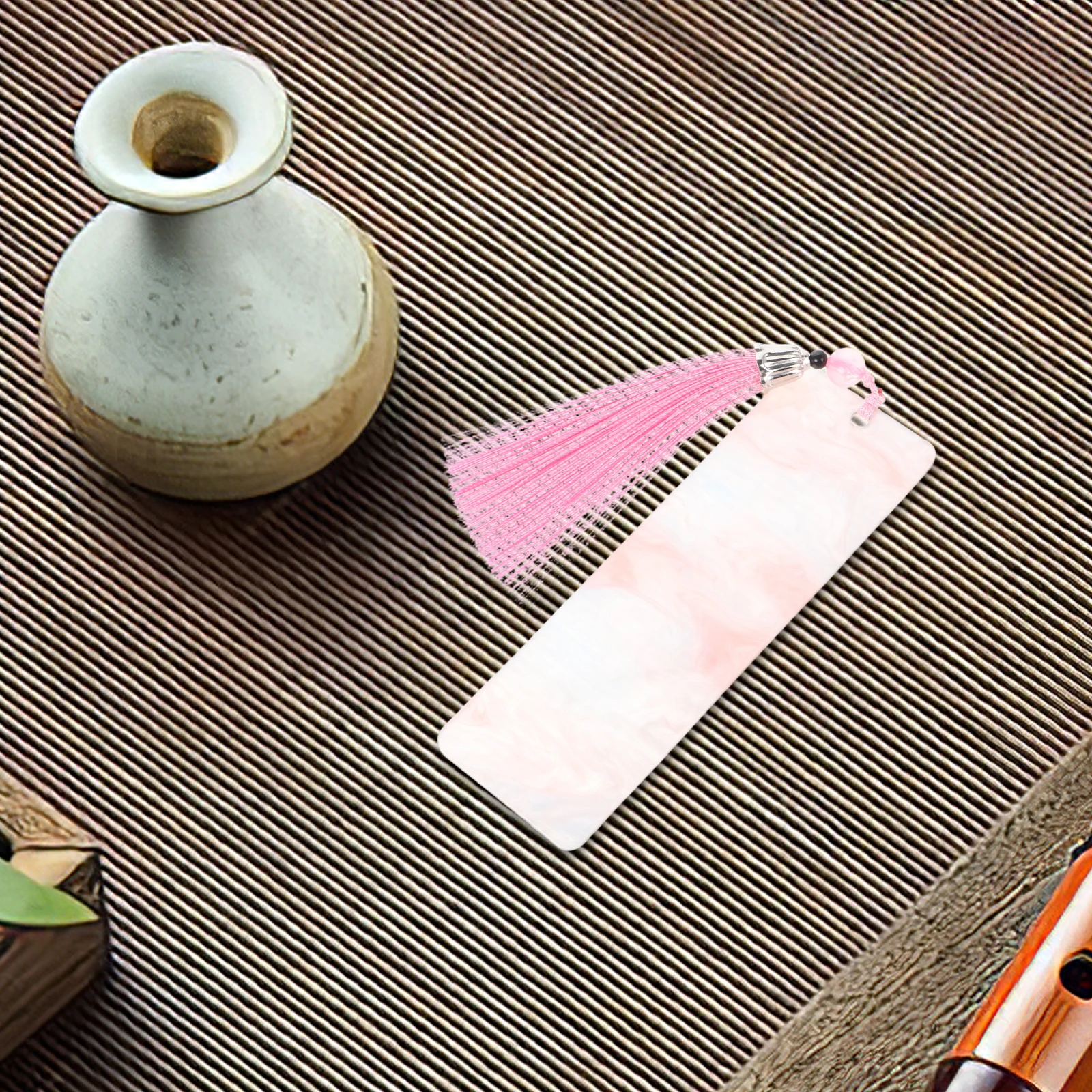 

1pcs Guzheng Nail Storage Board Fabric Holder Compact Lightweight Acrylic Material Delicate Design Fingertip Protector for Pipa