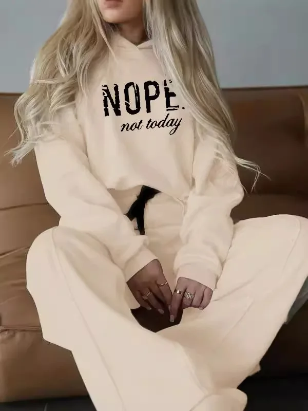 Hooded Printed Top And Pants Set Long Sve Casual Sportswear Two-Piece Suit Polyester Material Long Pants Comfortable Fit