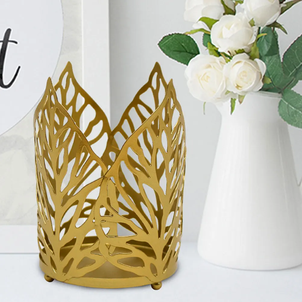 

2pcs Golden Holder Iron Metal Stand for Wedding Party Banquet Table Centerpiece Home Decoration Taper Pillar Candles