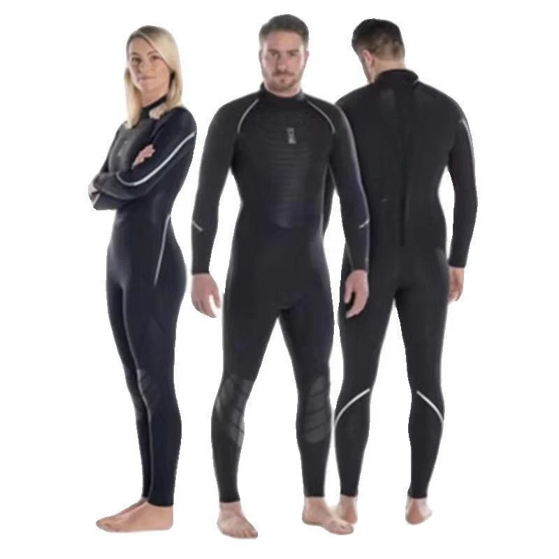 

I 3mm/5mm one-piece wetsuit
