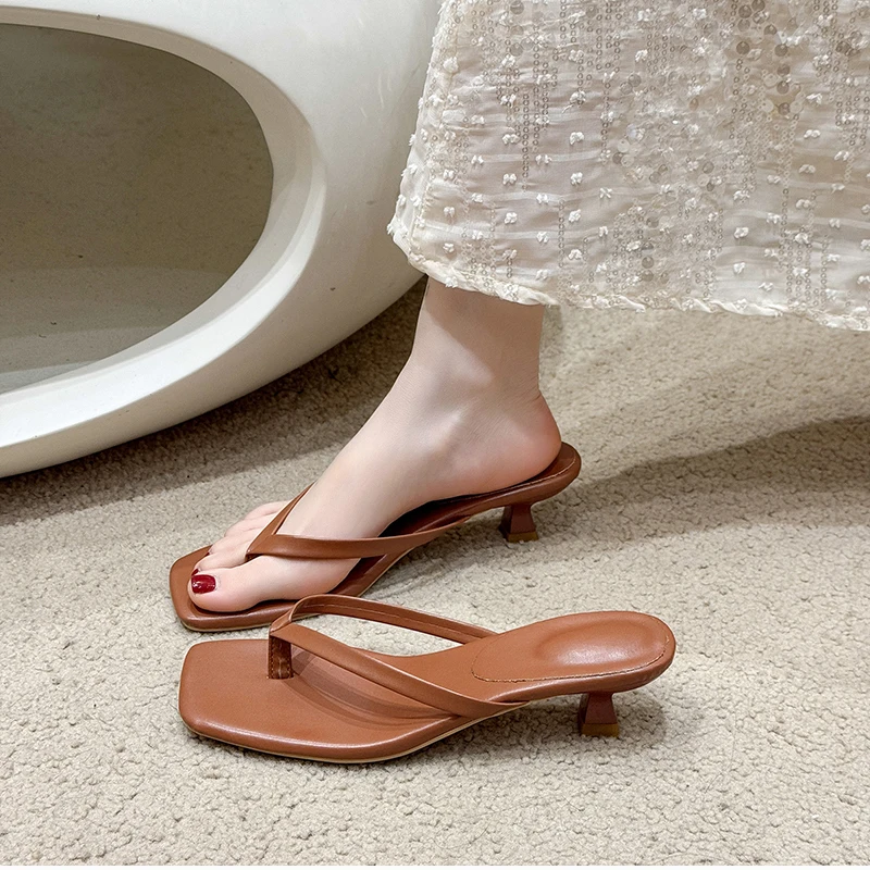 

Summer New Women's Shoes Retro High Heeled Slippers for Woman French Style Square Head Flip Flops Designer Shoes Zapatos Mujer