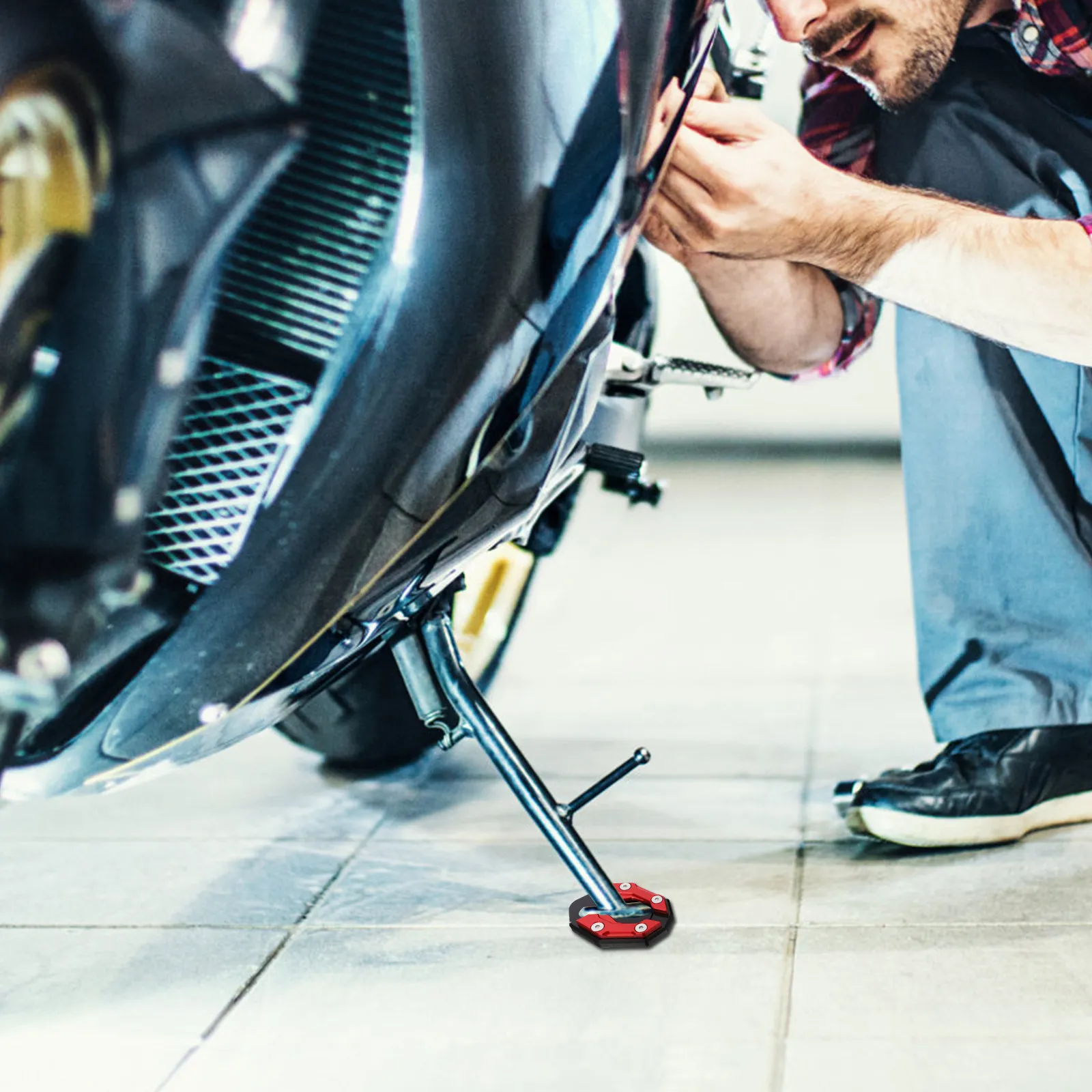 

Удлинитель подножки для мотоцикла, красный, прочный, увеличитель площади опоры, предотвращает проваливание, опорная пластина для влажных поверхностей