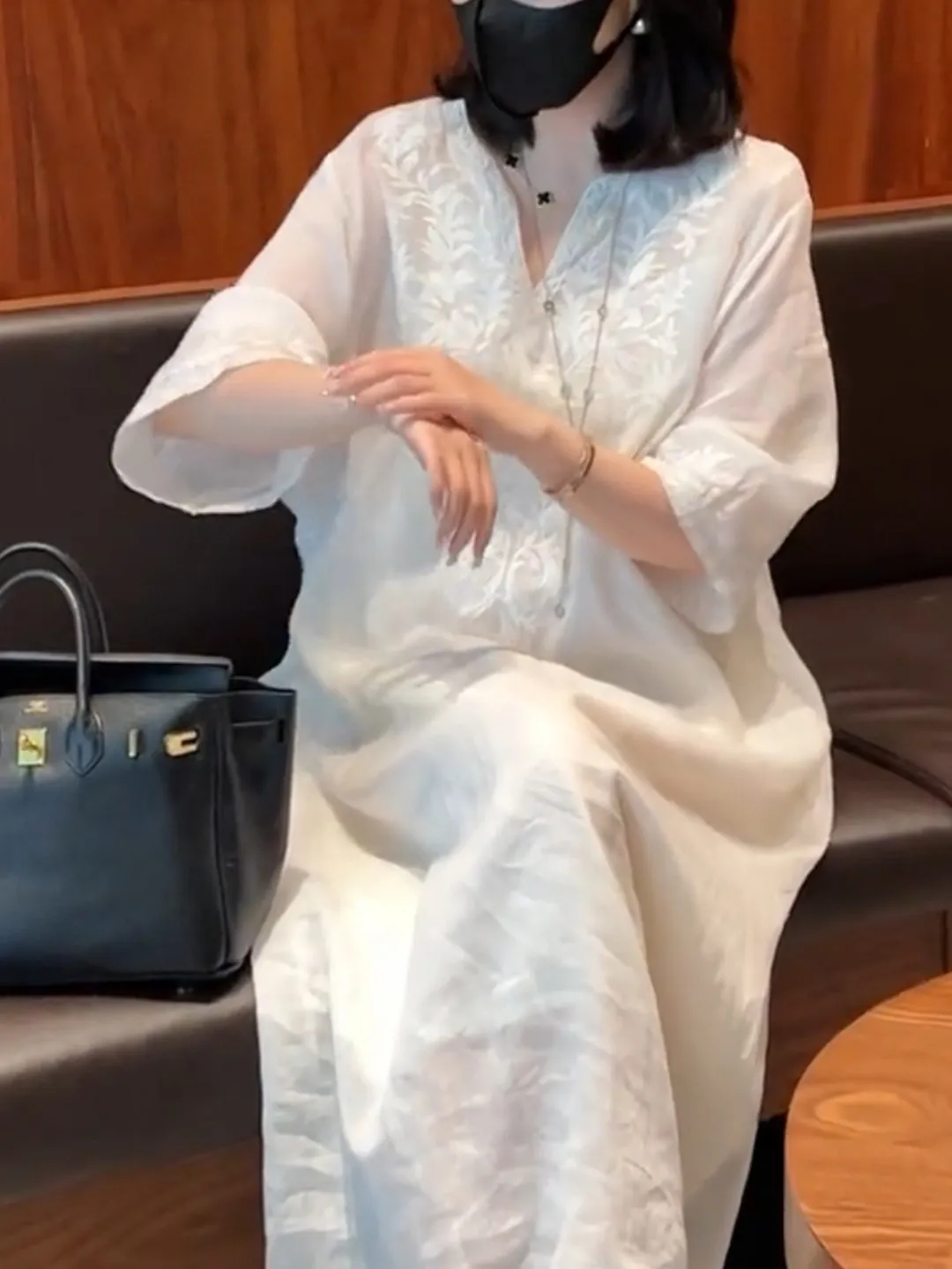 

Casual Linen Embroidered Summer Dress Beach Vacation Style Breathable Skin-Friendly Long Skirt A-Line Silhouette V-Neck Sleev...