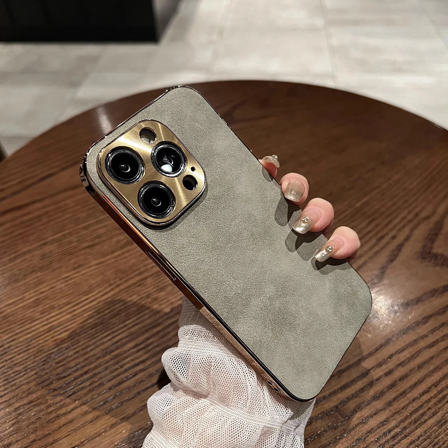 Schaffell-Handyhülle für iPhone 11, 13, 12, 14, 15, 16, 17, Pro Max, Luftbeschichtung, Stoßstange, Drehung, Pelz, Lammleder, Metalllinse, Handyhülle – Detail 16