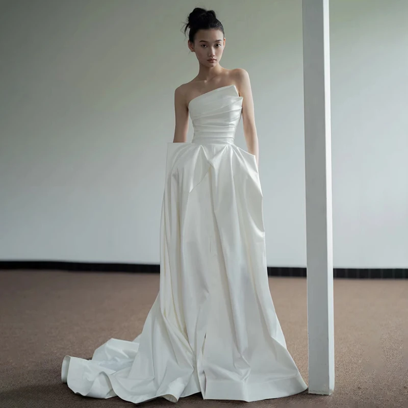 

Ele Satin Wedding Dr Bridal Gown Simple Strapl White Destination Wedding Dr Ouound ot Dr for Young Women