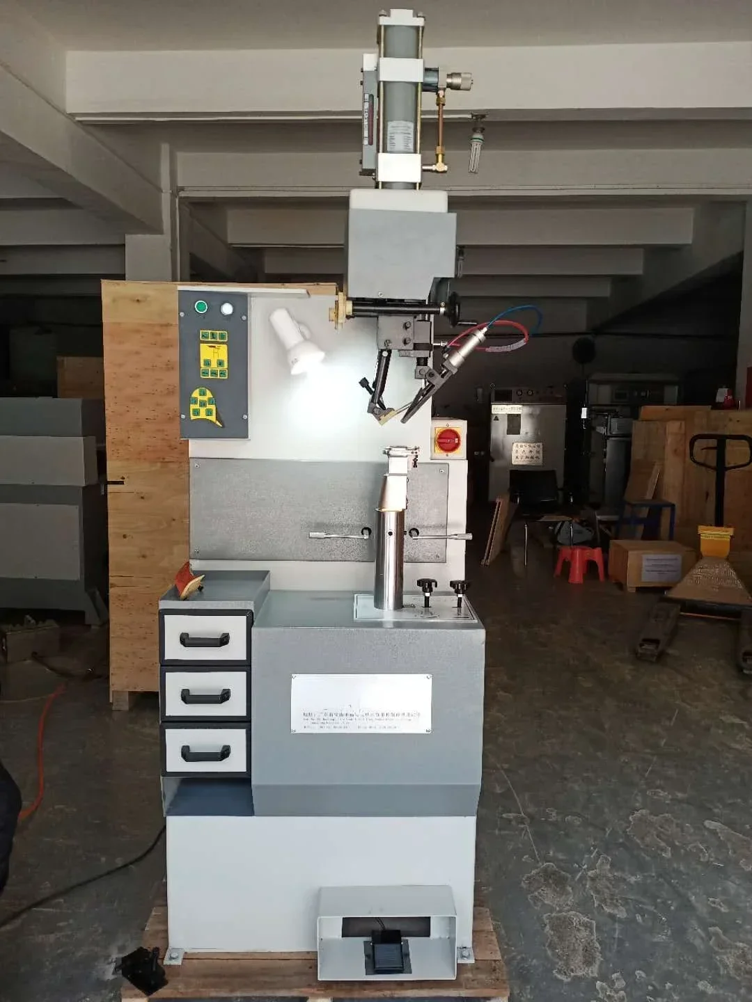 High quality Heel Nailing Machine for High Heel Woman High Hell boots/shoes