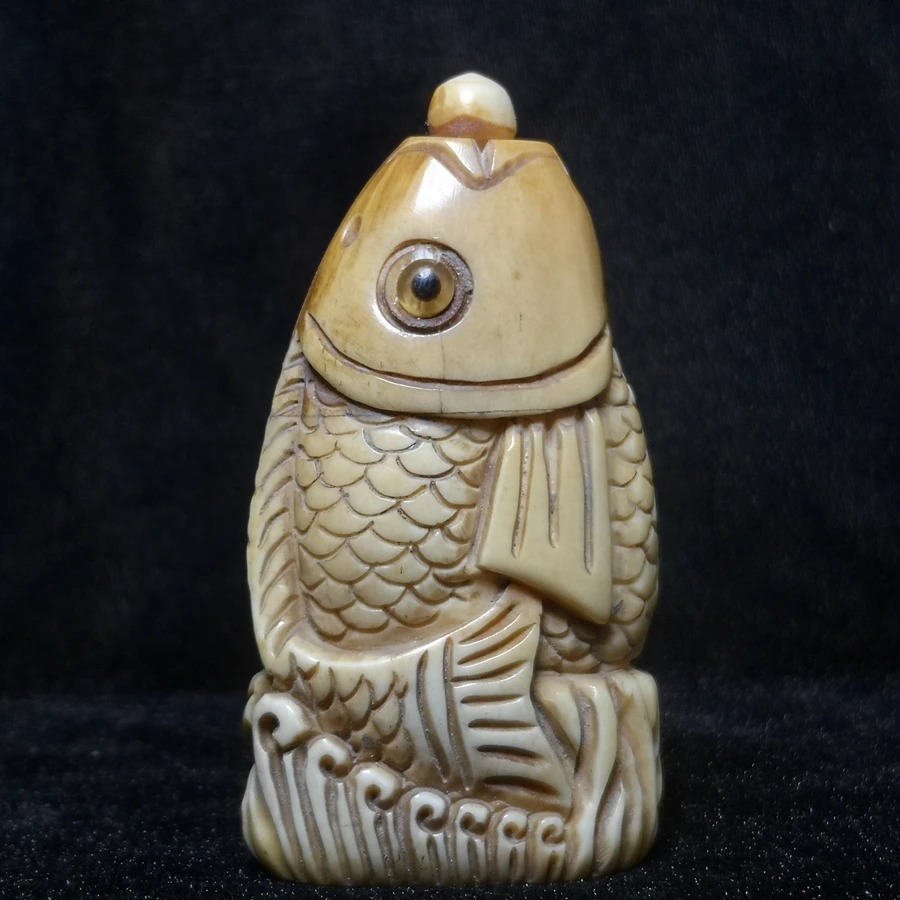 CULTUER ART H 8.5 CM Collection Asian China Hand Carved Lovely Fish figurine statue Snuff Bottles desk Decoration