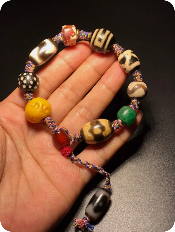 Unique Tibetan Old Agate DZi *Multiple totems* Beads Bracelet J0817