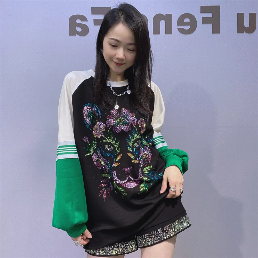 European Hot Diamond Sweatshirts Women's Autumn Coat Loose Fashion Round Neck Space Cotton Splicing Color Cartoon Sweatshirt