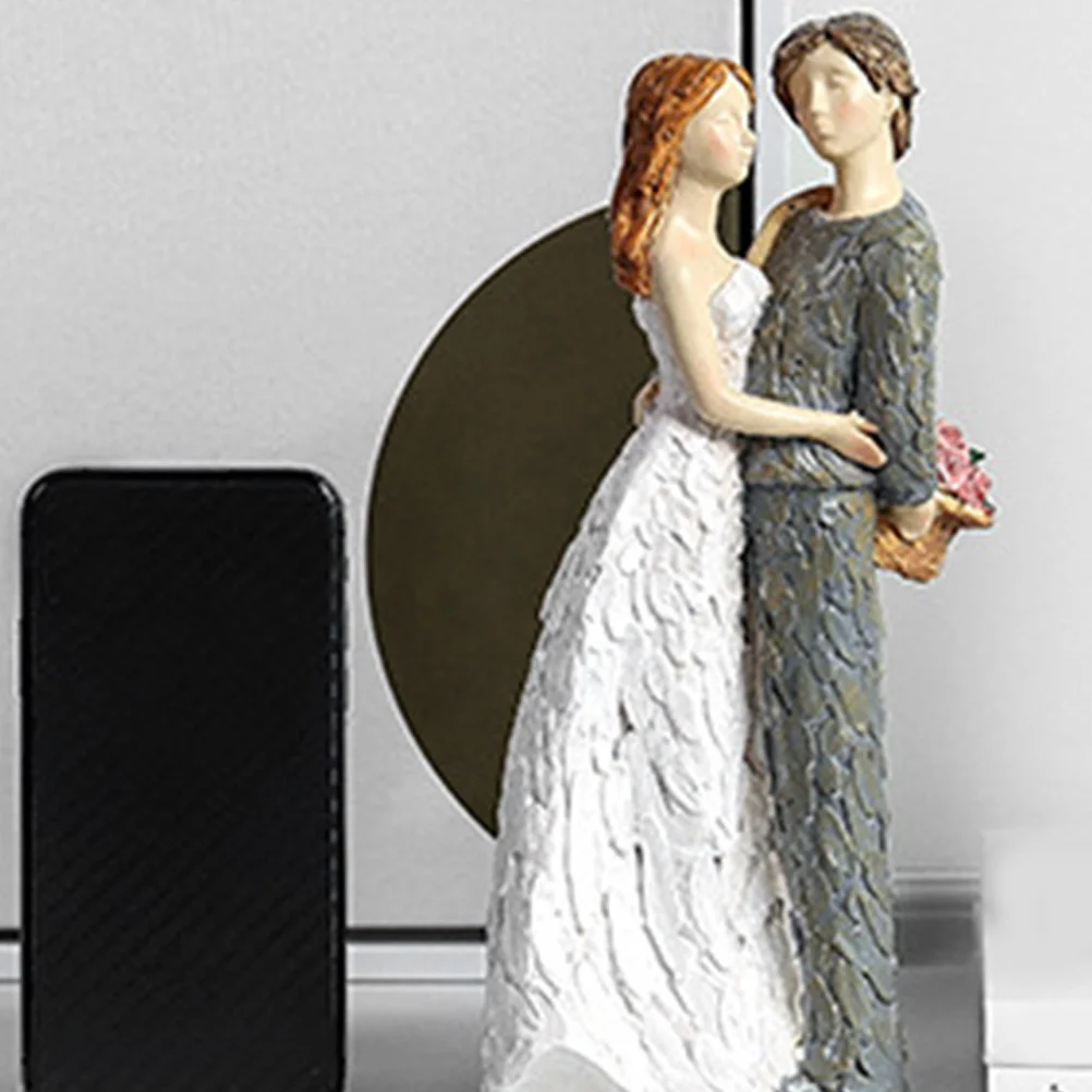 

Couple Shaped Decoration Dining Room Table Home Adornment Simulation Figures Decorations