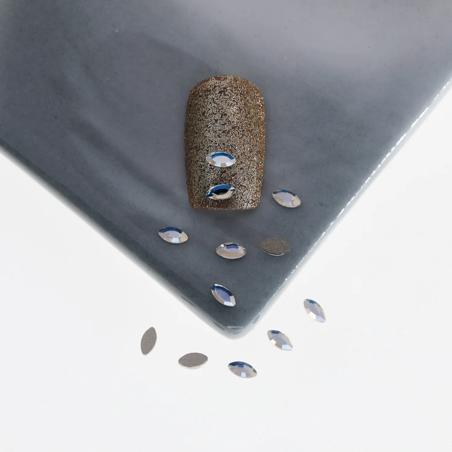 Commercio all'ingrosso moonlight multi style Flat Back Nail strass cristalli a forma speciale Art Stones decorazione personalizzata 3D