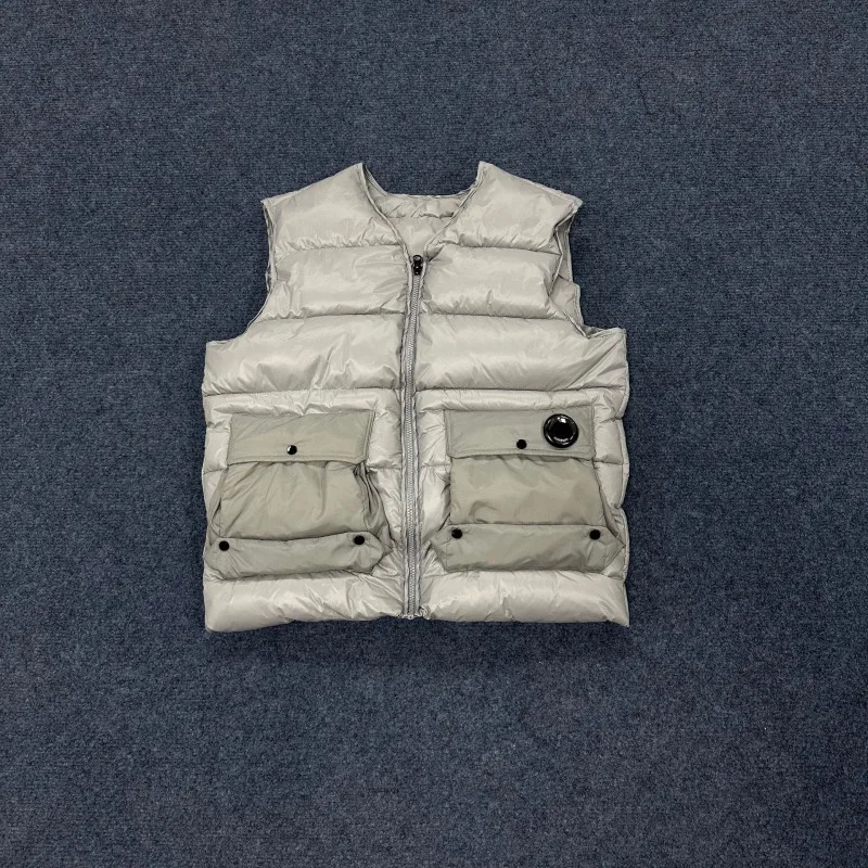 2025 European and American fashion brand autumn and winter new warm large pocket zipper sleeveless cotton vest