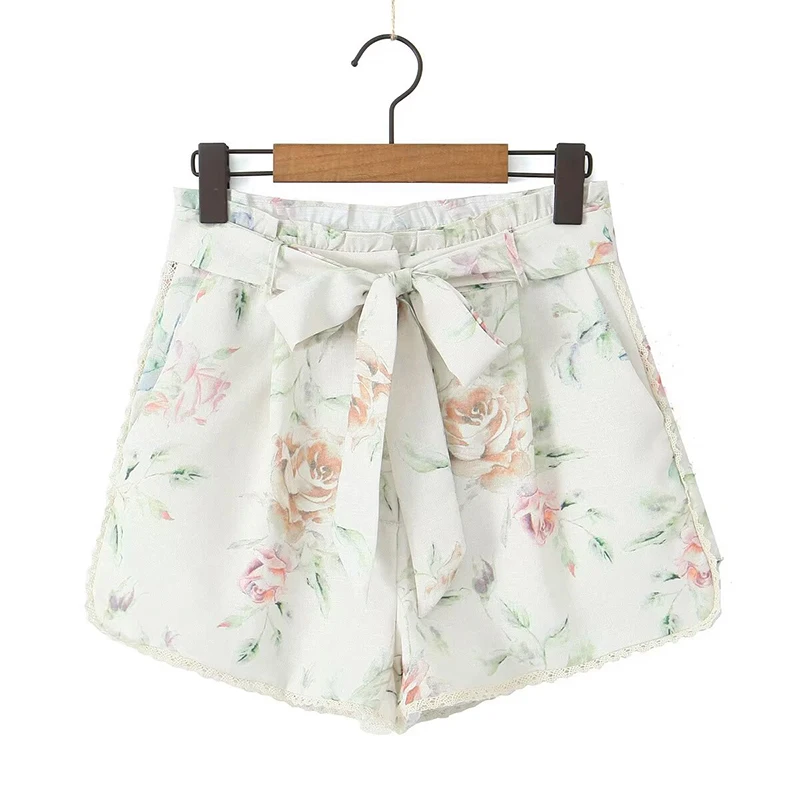 

YENKYE Lace Trim Floral Print Shorts Women With Belt High Waist Casual Summer Short Pants