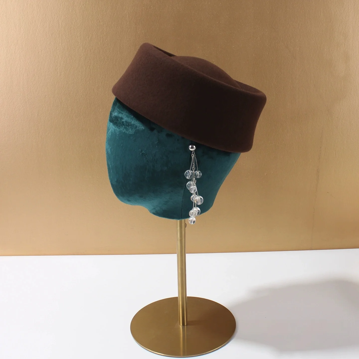 Spring, Fall, and Winter Women's Wool Pillbox Hat: British Retro, Luxurious, Elegant, French-Style Mini Top Hat, Stewardess Hat