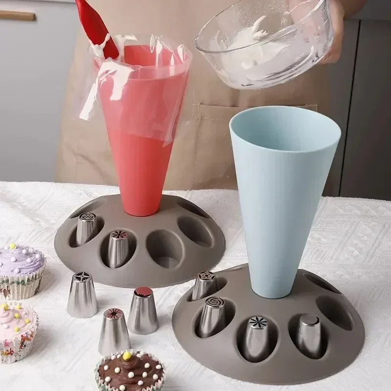 

BIESUO Piping Bag Nozzles Storage Rack Stand With 8 Slots Large Capacity Pastry Bag Mounting Holder Organizer Baking Accessories