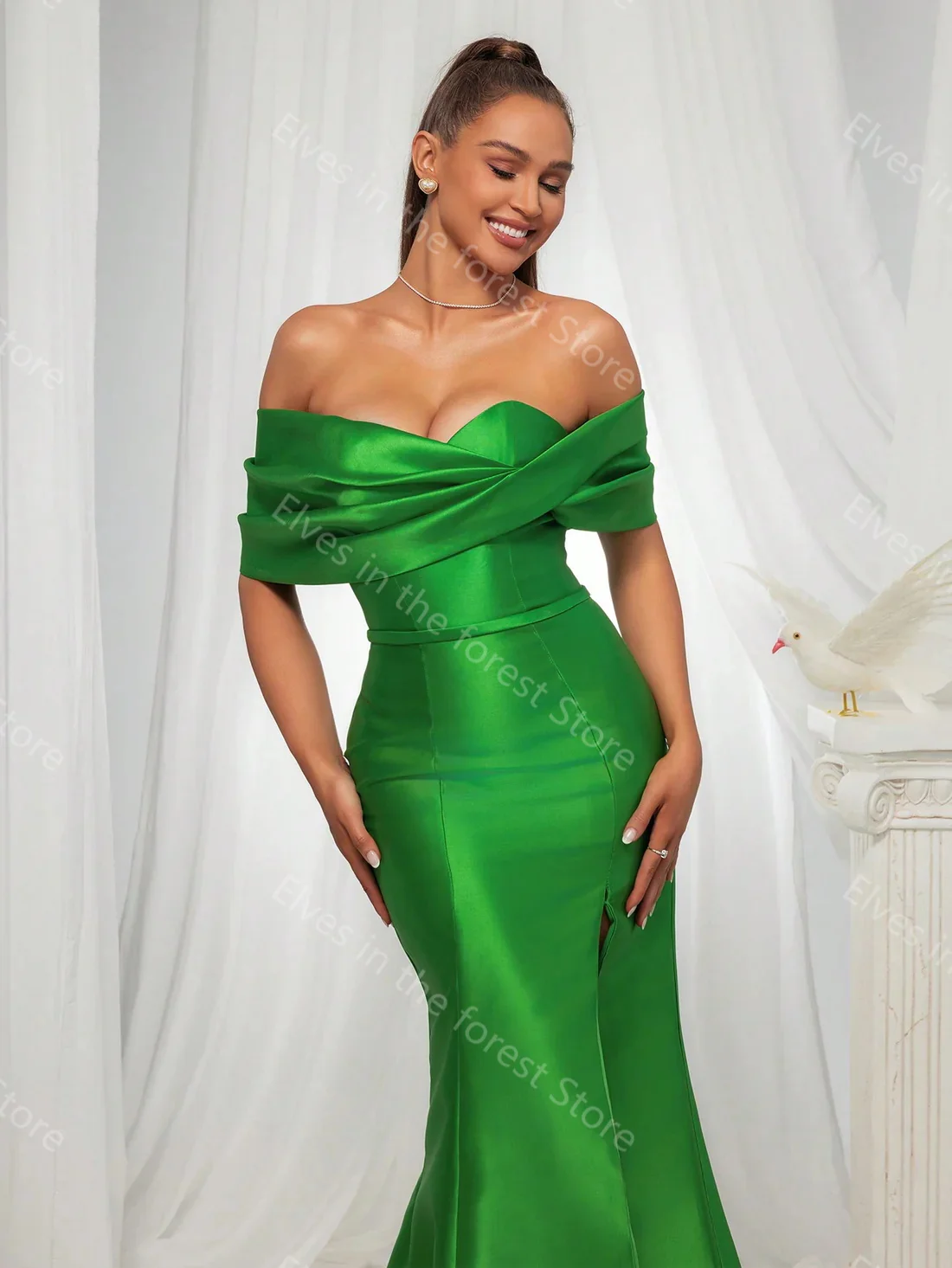 Simple Green Evening Dresses Off Shoulder Satin Mermaid Women Prom Gowns Sexy Ruffles Floor Length Celebrity Wedding Guest Gowns