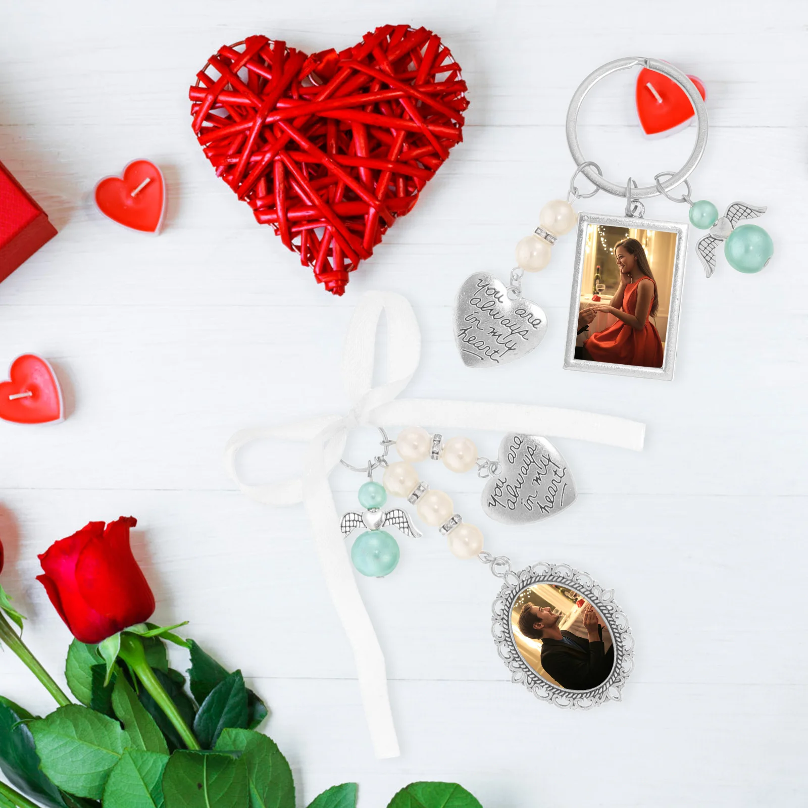 

2 Pcs Bouquet Photo Frame Charms Locket Pendants Bridal Mini Memorial Picture Bowknot