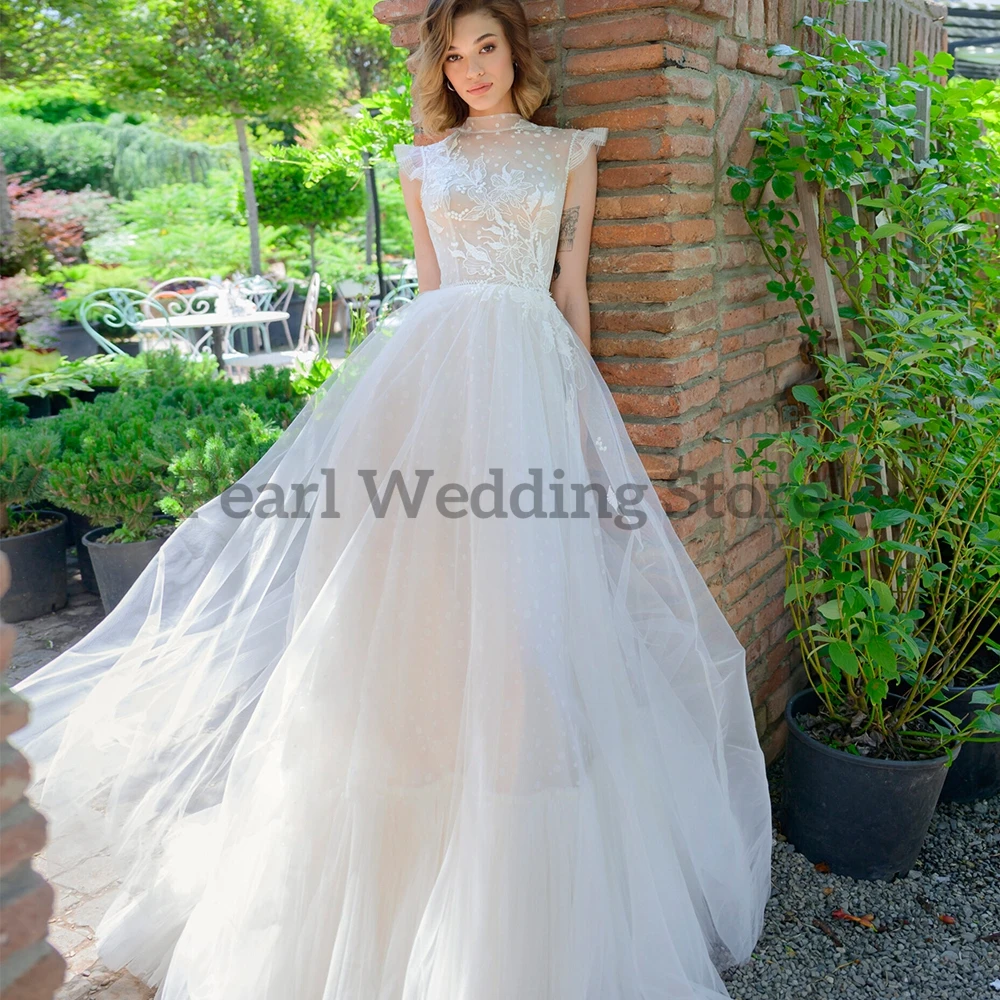 Elegant คอเต่างานแต่งงานลูกไม้ Appliques A-Line ความยาวชั้น Tulle Illusion คุณภาพสูงปรับแต่งหลายขนาดชุดเจ้าสาว