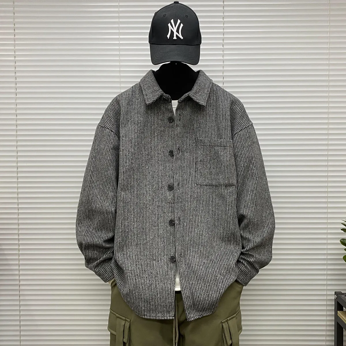 

Men's Woolen irt Collar Jaet Casual Loose Fit Autumn Spring Large Size Breathable Single Button Closure Outerwear