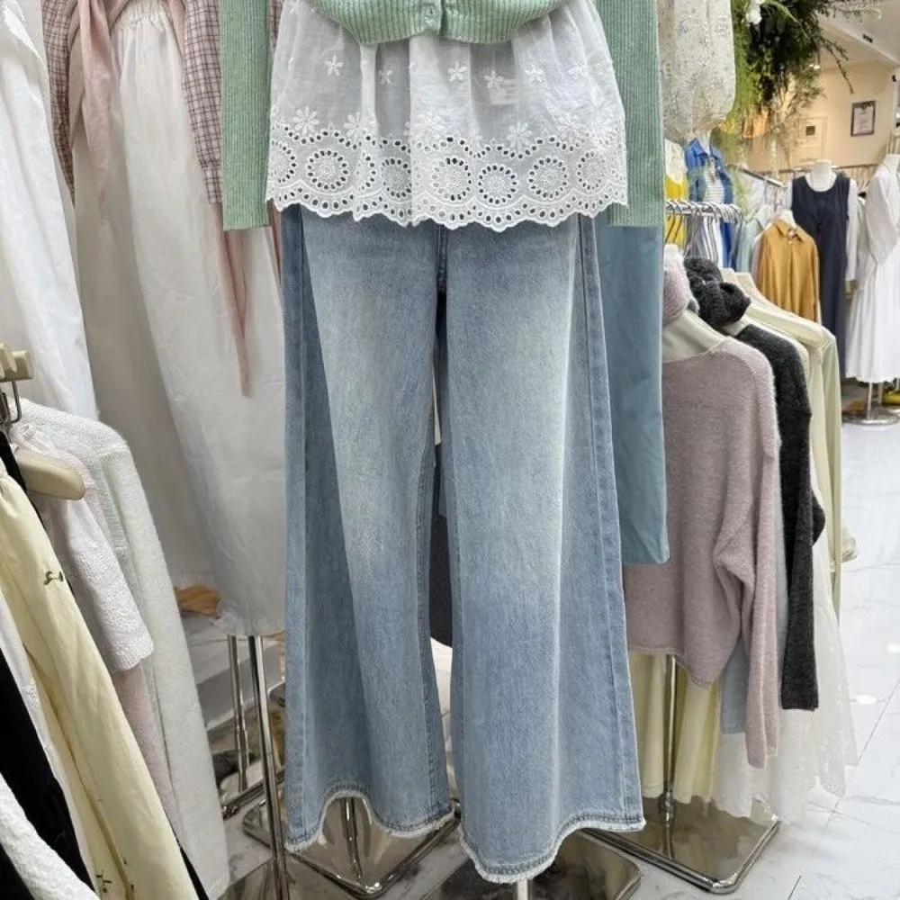 

Модная мини-юбка с вышивкой и кружевом в стиле Harajuku Y2K, уличная одежда, юбка с вырезами, повседневная, с декоративными элементами в виде джинсовой ткани