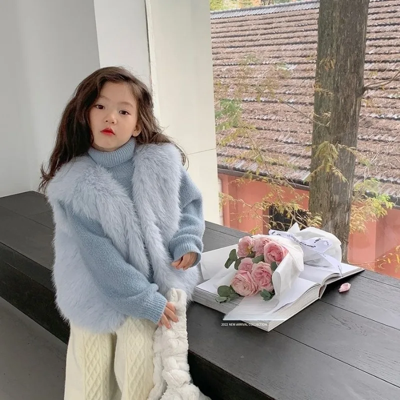 

2025 Girls' Faux Fur Vest Thermal Insulated Capelet Jacket for Autumn Winter Size Kids' Warm Outerwear Stylish Korean Design