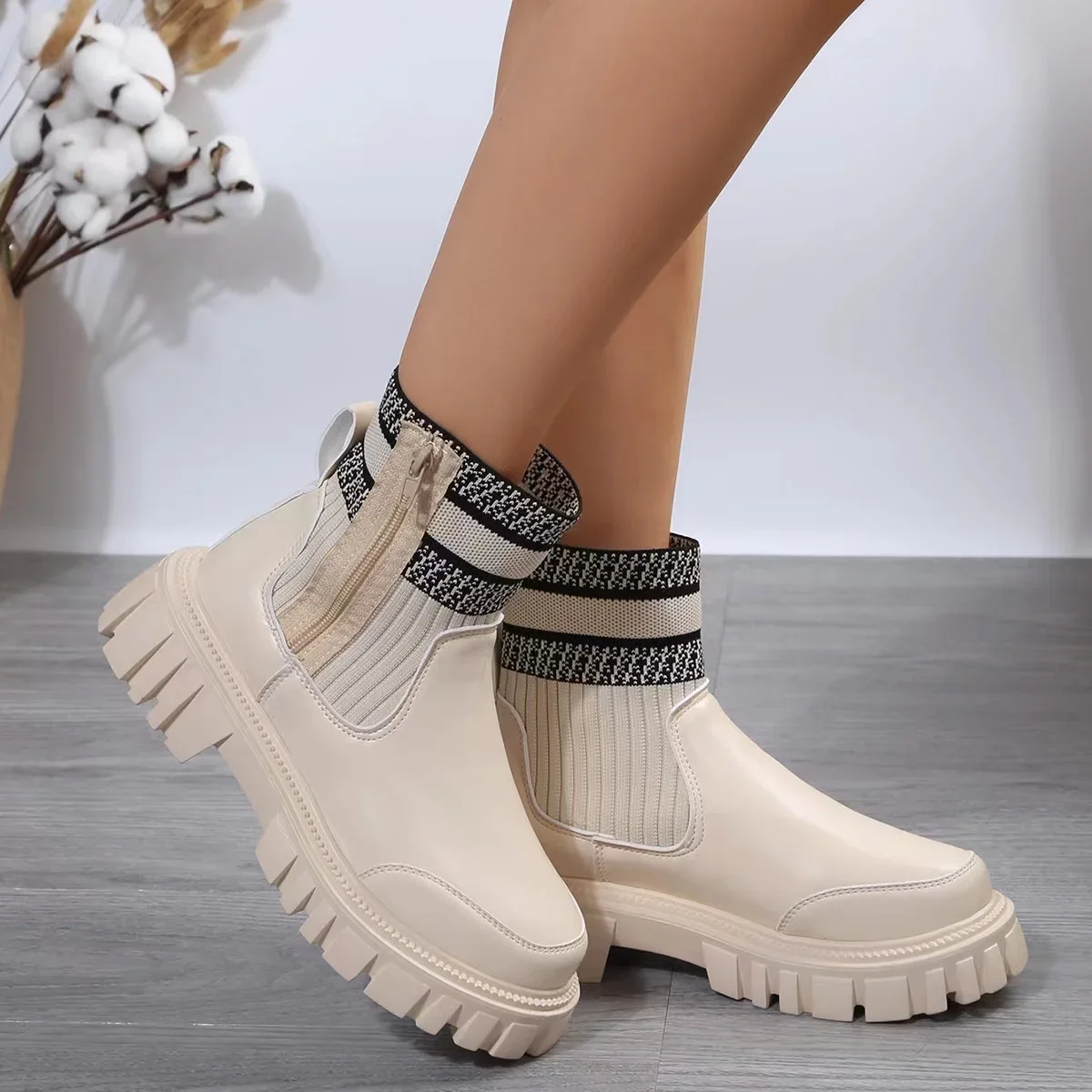 Women Shoes on Sale 2024 High Quality Side Zipper Women\'s Boots Autumn Round Toe Mixed Colors Short Barrel Low Heel Rider Boots