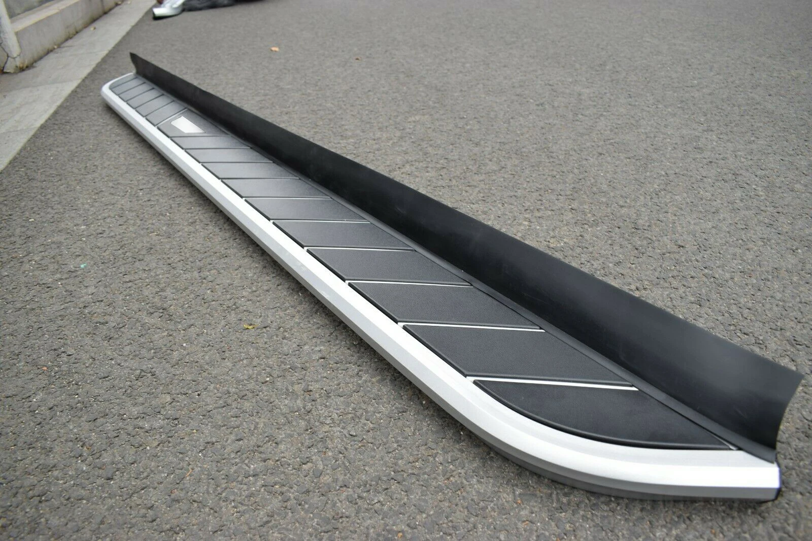 2 قطعة ملحقات الخطوة الجانبية مناسبة ل Volkswagen VW ID.4 2020-2025 لوحة الجري Padel Step Bar الألومنيوم جميع الأسود (مع قوس) #4