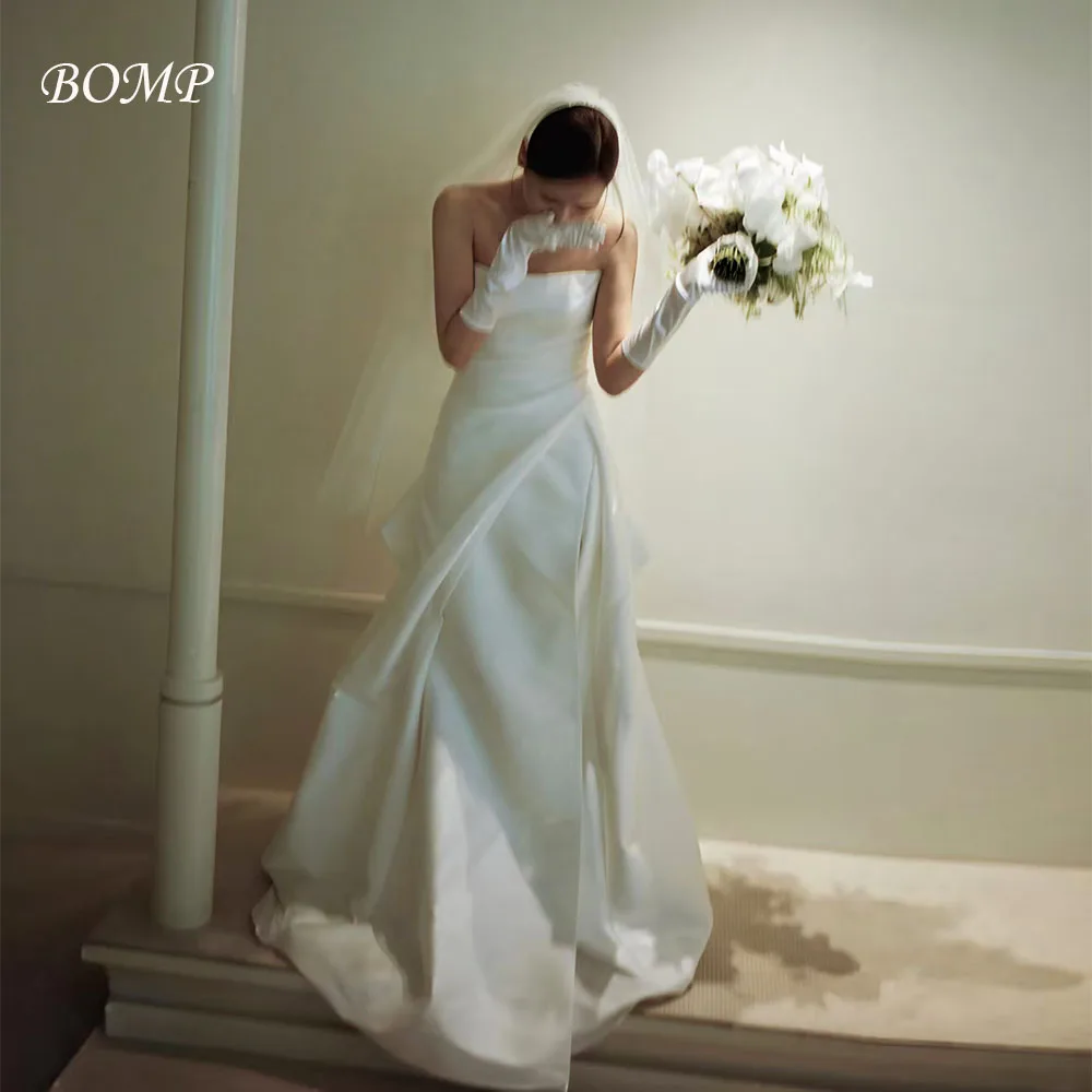 

BOMP Simple Pleat Wedding Dress Strapless Draped Sweep Train White Taffeta Korea Photo Shoot Bridal Reception Gown Customized