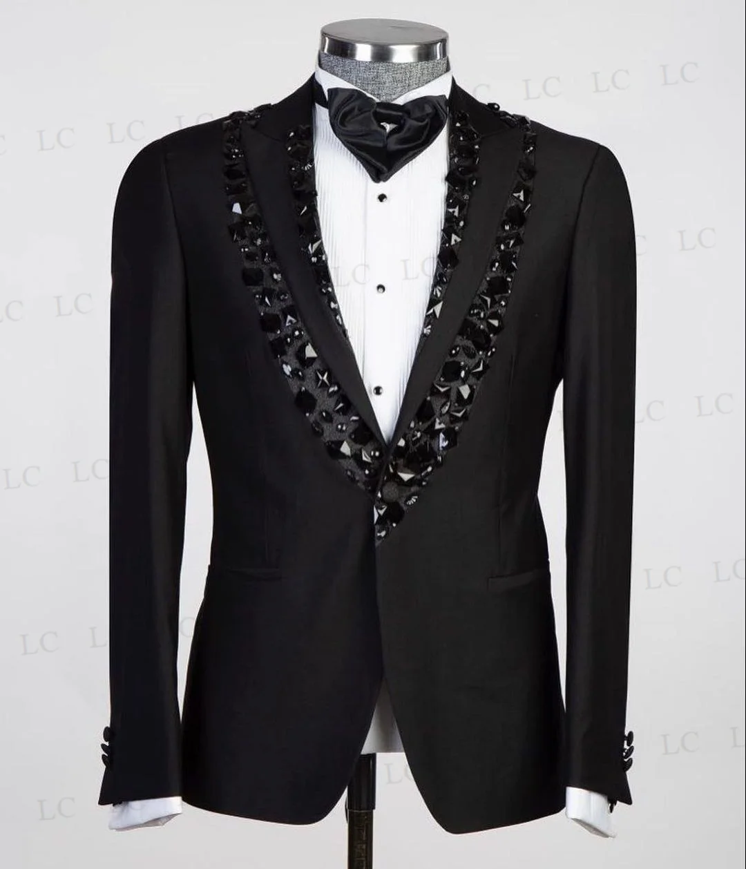 

Black Elegant LuxuryMen Suits 2 Pieces Blazer Pants Diamonds Prom Crystals Party Tuxedo Wedding Groom Prom Plus Size Custom Made