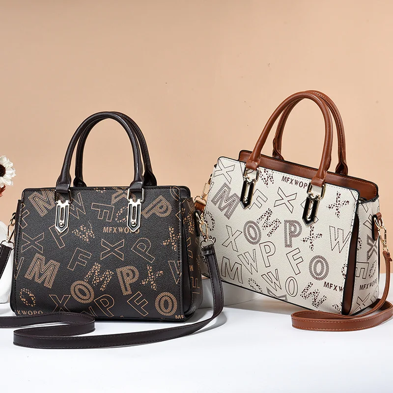 

Luxury Women Brand Purses and Handbags Faionable Shoulder Crossbody Bag Large Capacity Designer Commuting Women's Tote Bag