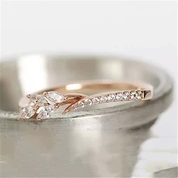 Huitan Rose Gold Color Leaf Shape Ring Lady Dainty Bright Zirconia Finger Accessories Graceful Female Engagement Jewelry Gift