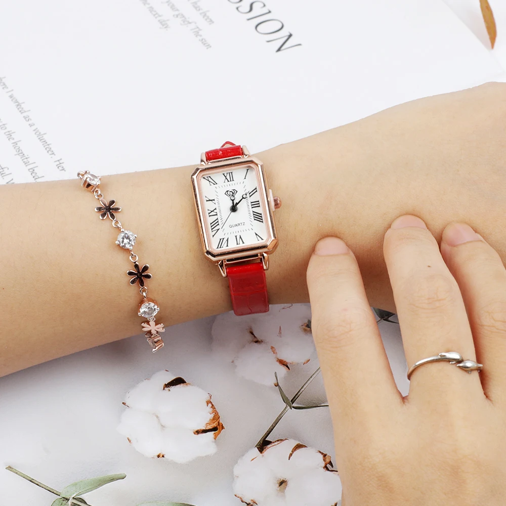 Luxury Women Watches Square Rose Gold Wrist Watches Red Leather Strap Fashion Watches Female Ladies Rectangle Watch Clock