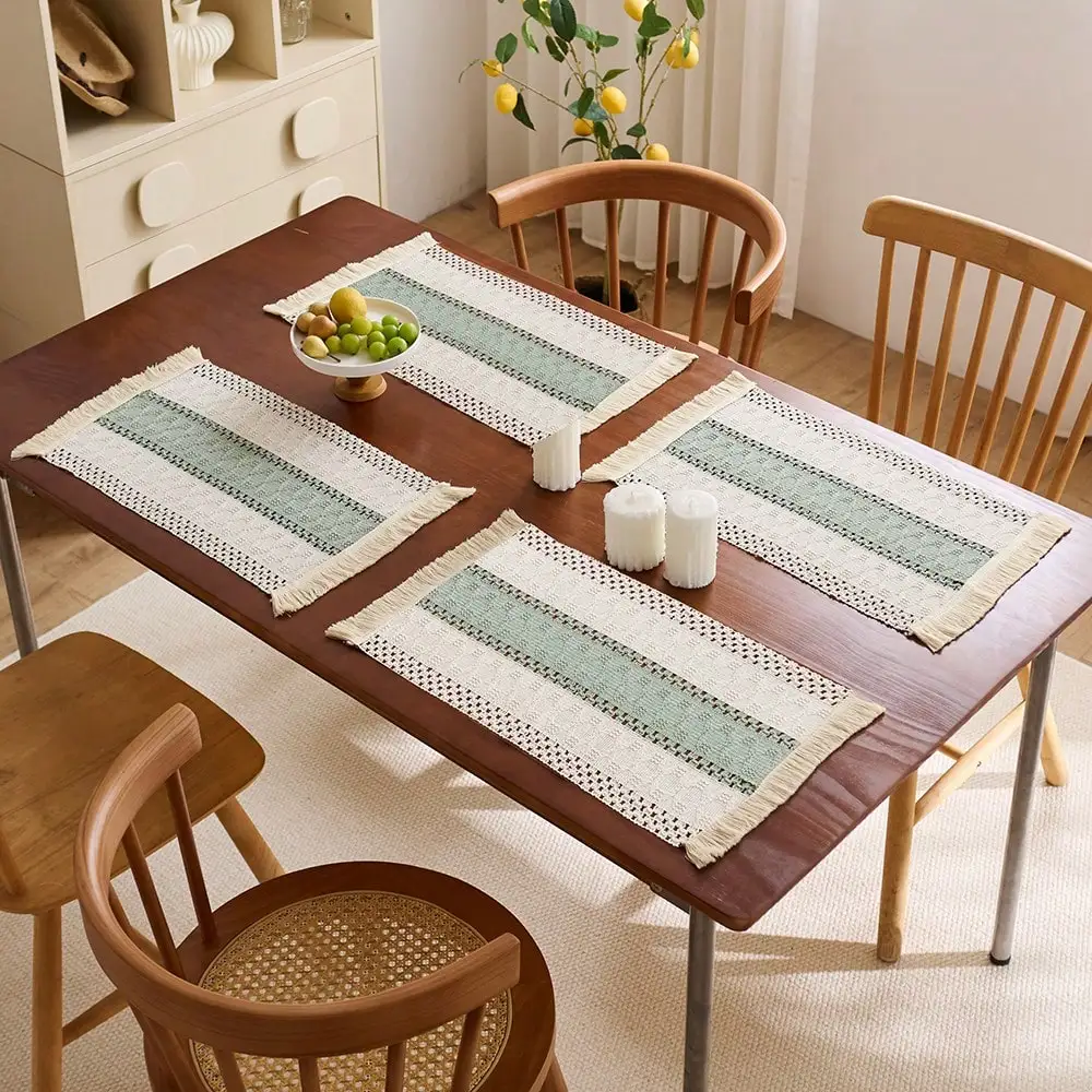 Farmhouse Style Rectangular Placemats Woven Tassel Table Mats 1/4/6pcs Set for Dining Kitchen Table Decoration