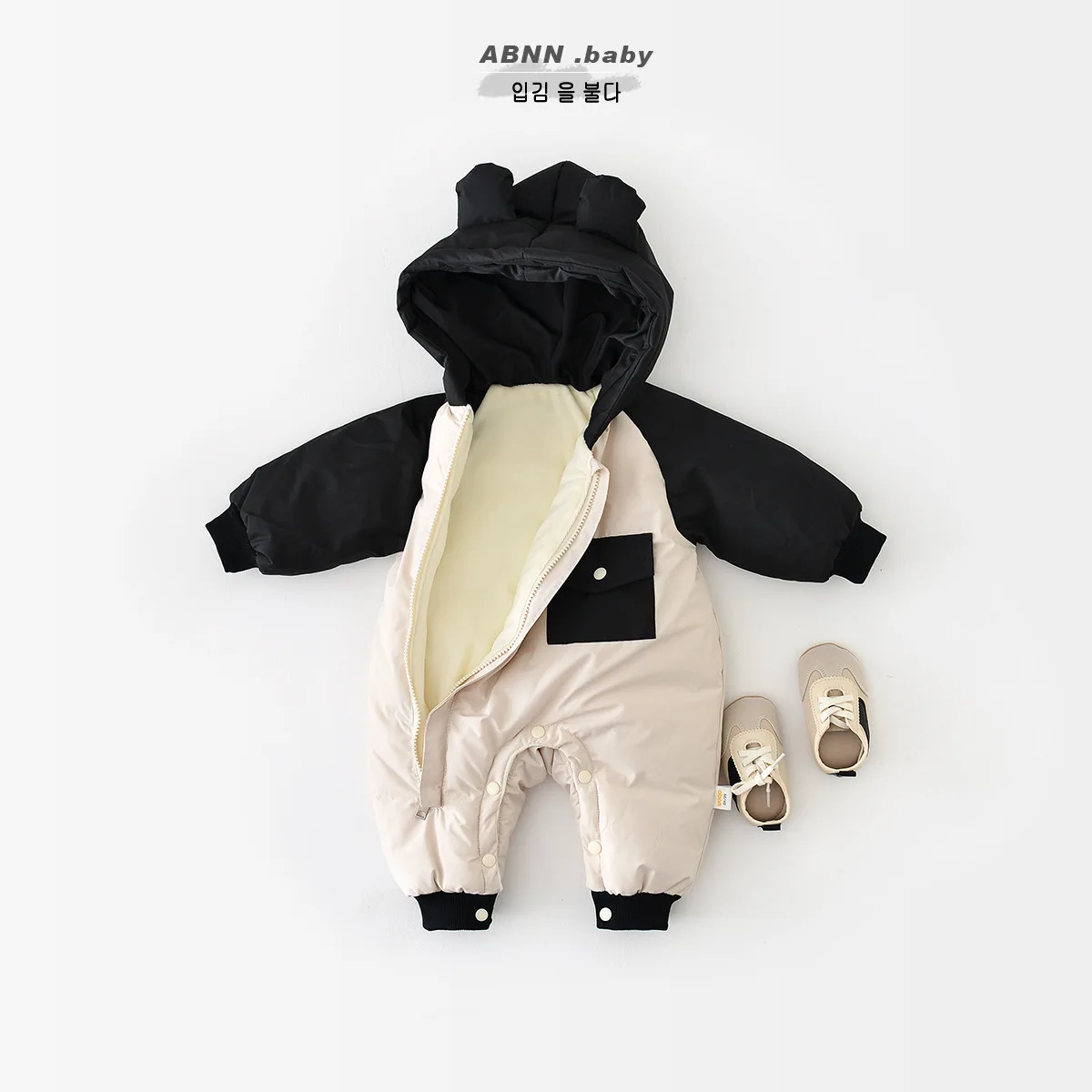 Infant Boy Girl Fleece Jumpsuit Newborn Warm Clothes 0-24M 2025 Winter New Baby Plus Velvet Thick Hooded Romper Cotton