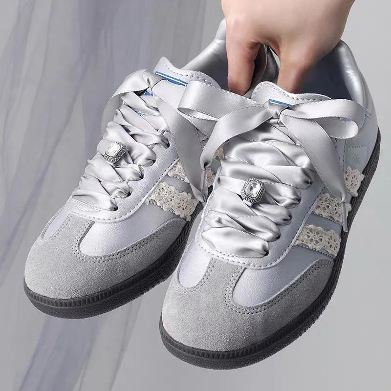 1 Paar Breite 2 cm Satin-Seidenband-Schnürsenkel Regenbogenfarbene flache Schnürsenkel für Sneaker Sport Casual Lederschuhe Saiten – Detail 1