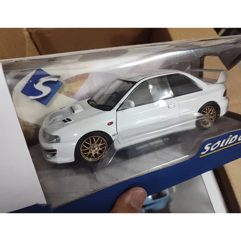 

1:18 Scale Subaru 22B Alloy Car Model Collection Ornaments