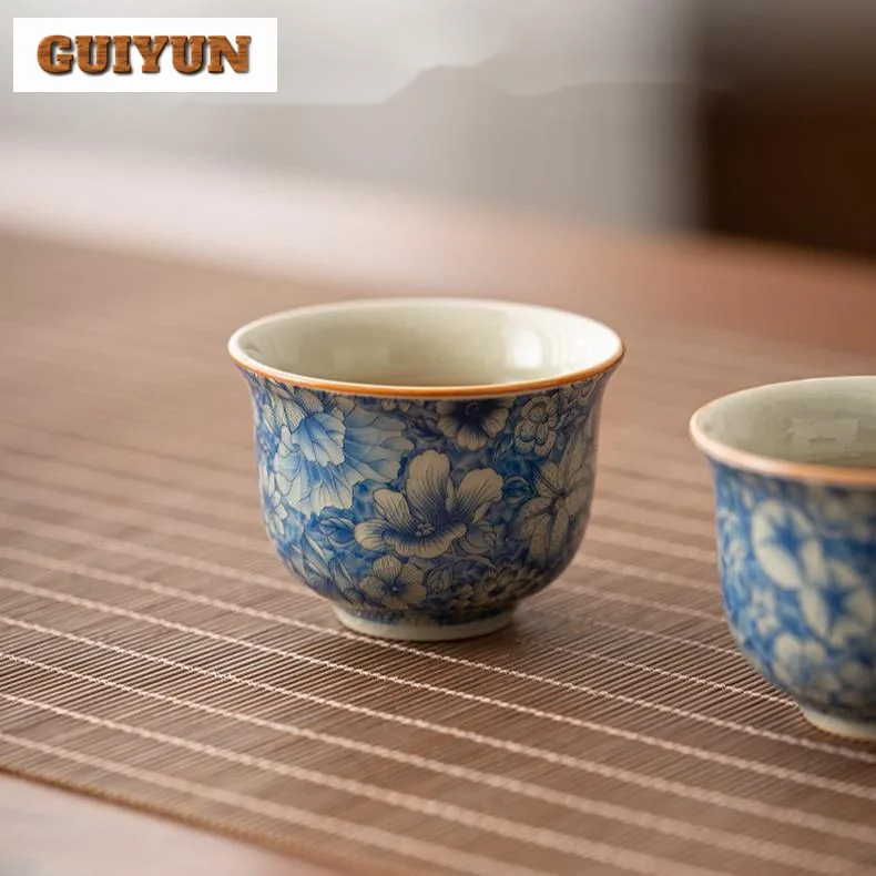 1PCS Chinese Blue and White Ceramic Teacup Anti Scaling Handmade Flowers Porcelain Tea Bowl Travel Meditation Cup Tea Set 70ml