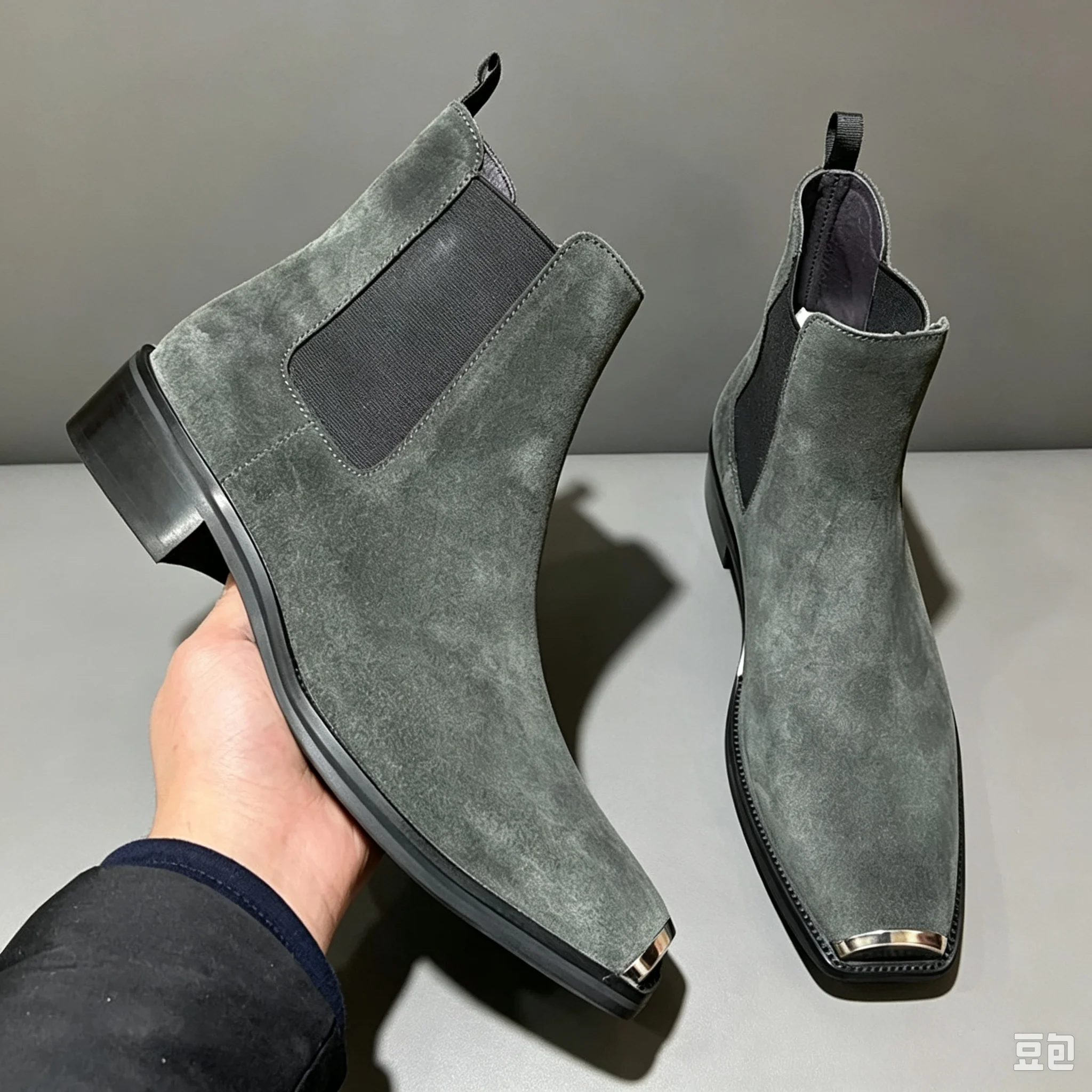 Male Wedding Dress Shoes High-Top Metal Square Toe Chelsea Boots British Style Genuine Leather Outside Leisure Men's Ankle Boots
