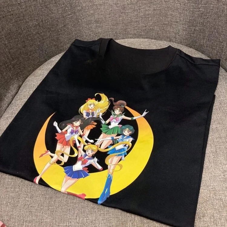 Dongdaemun, Corea del Sur 2025, Primavera y novedad de verano, camiseta informal holgada de manga corta con estampado de Sailor Moon para mujer